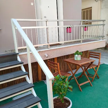 Dimitra's Michaniona