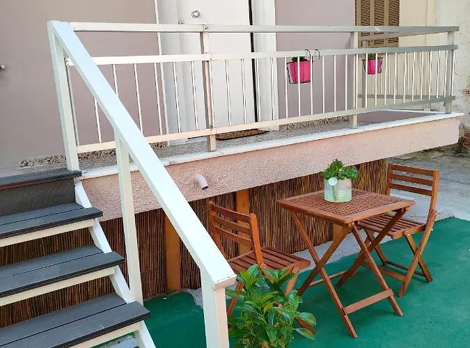 Dimitra's Nea Michaniona